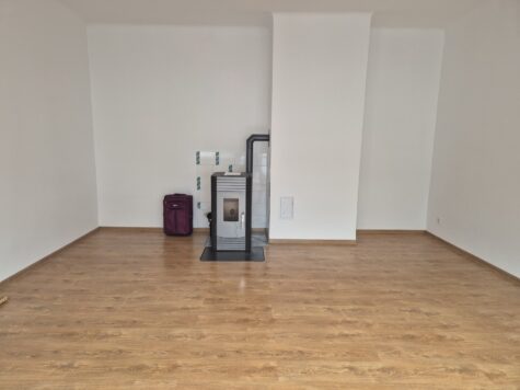 1 – Zimmerwohnung mit Balkon im Zentrum von Neunkirchen zu mieten!, 2620 Neunkirchen, Wohnung