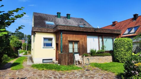 Charmantes Zuhause mit riesigem Gartenparadies in Pottschach zu verkaufen!, 2630 Ternitz, Einfamilienhaus