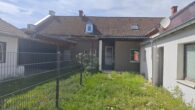 Bild - Zinshaus mit drei Eigenständigen Wohnungen mit Garten in zentraler Lage von Ternitz!