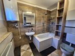 Badezimmer - Gepflegte 3-Zimmer-Wohnung mit Gartennutzung am Eichberg zu vermieten!