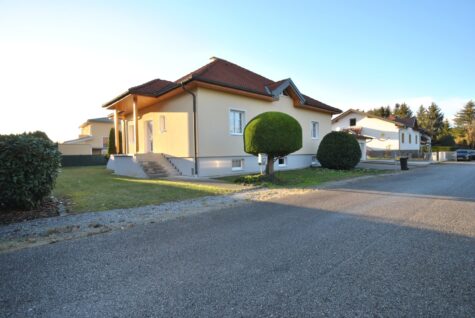Hübsches Einfamilienhaus mit Garten und Terrasse!, 2824 Schiltern, Einfamilienhaus